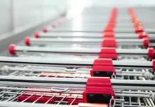 Эффект пустой тележки: чек растёт, но покупатель уходит Тележки в супермаркете